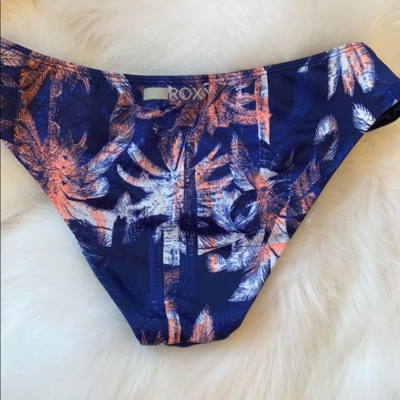 Roxy Bikini Bottom - Picture 2 of 3